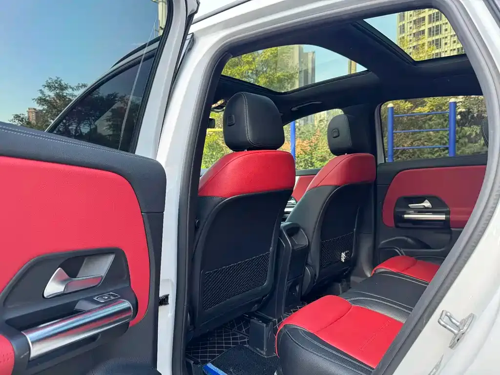Mercedes-Benz GLA AMG — фото 6