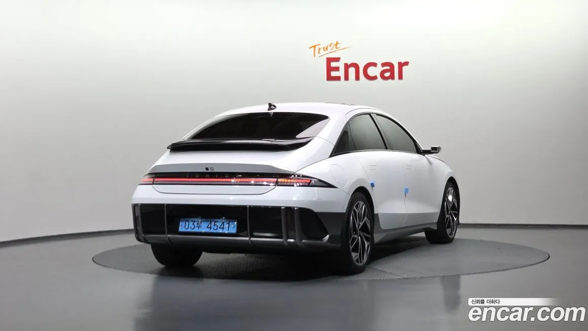 Hyundai Ioniq6 — фото 2