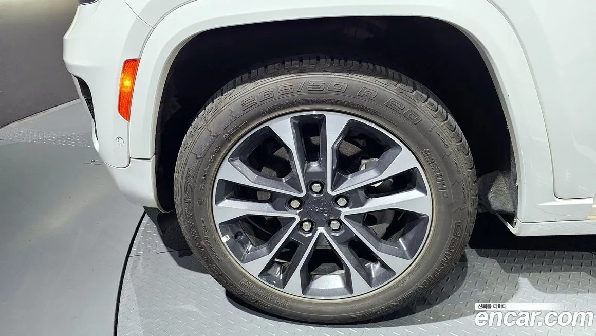Jeep Cherokee — фото 5