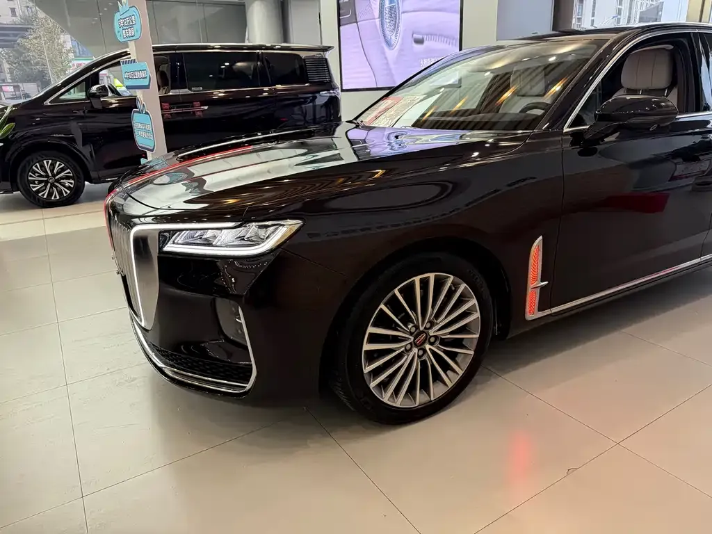Hongqi H9 — фото 2