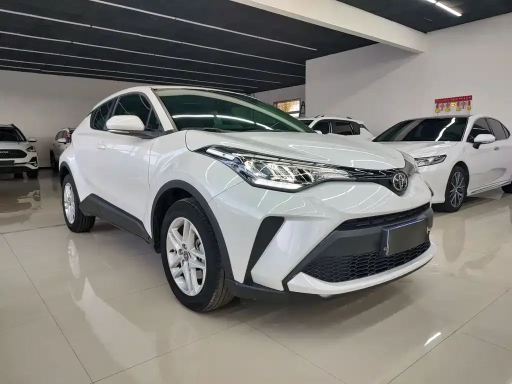 Toyota C-HR — фото 3