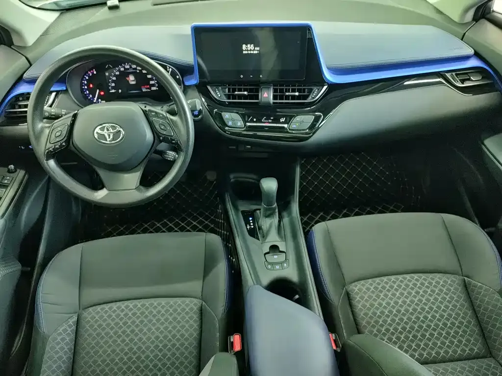 Toyota C-HR — фото 7