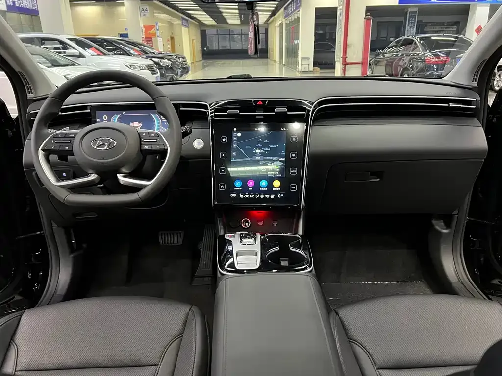 Hyundai Tucson — фото 6