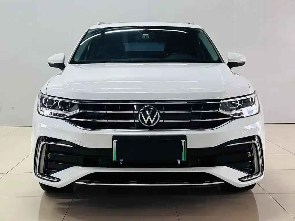 Volkswagen Tiguan L New Energy — фото 1
