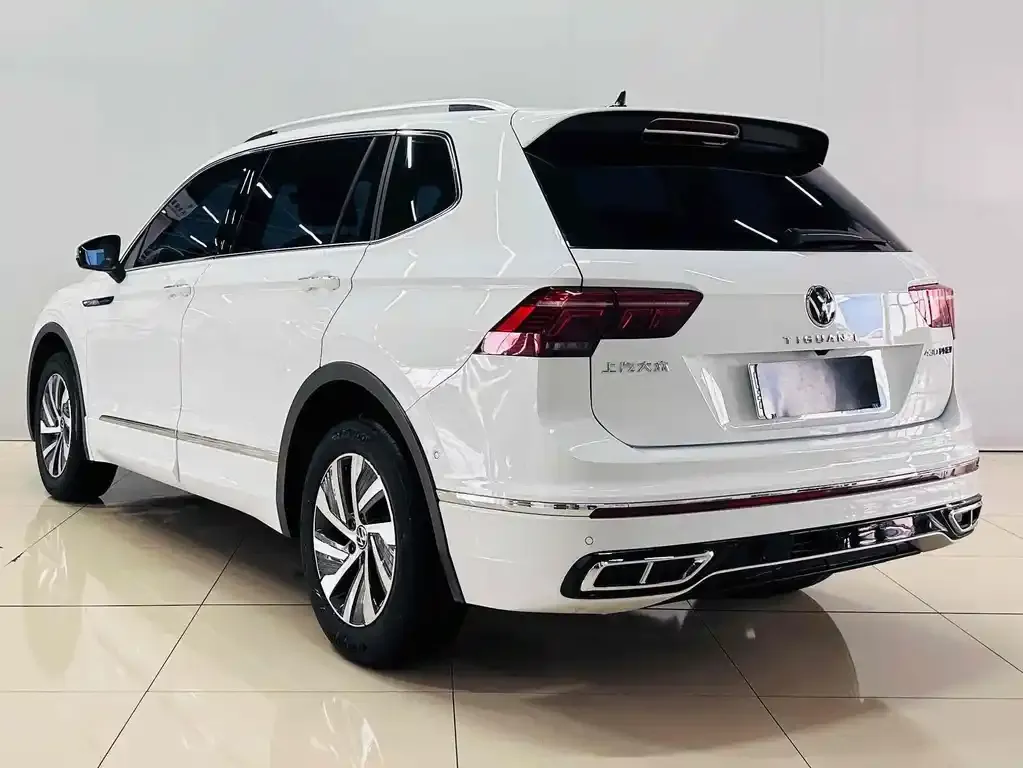 Volkswagen Tiguan L New Energy — фото 5