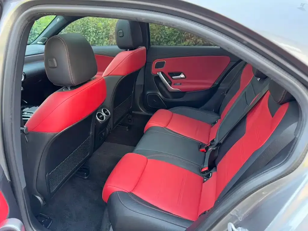 Mercedes-Benz A-Class AMG — фото 4