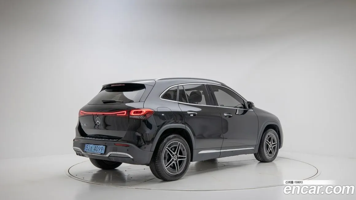 Mercedes-Benz EQA — фото 2