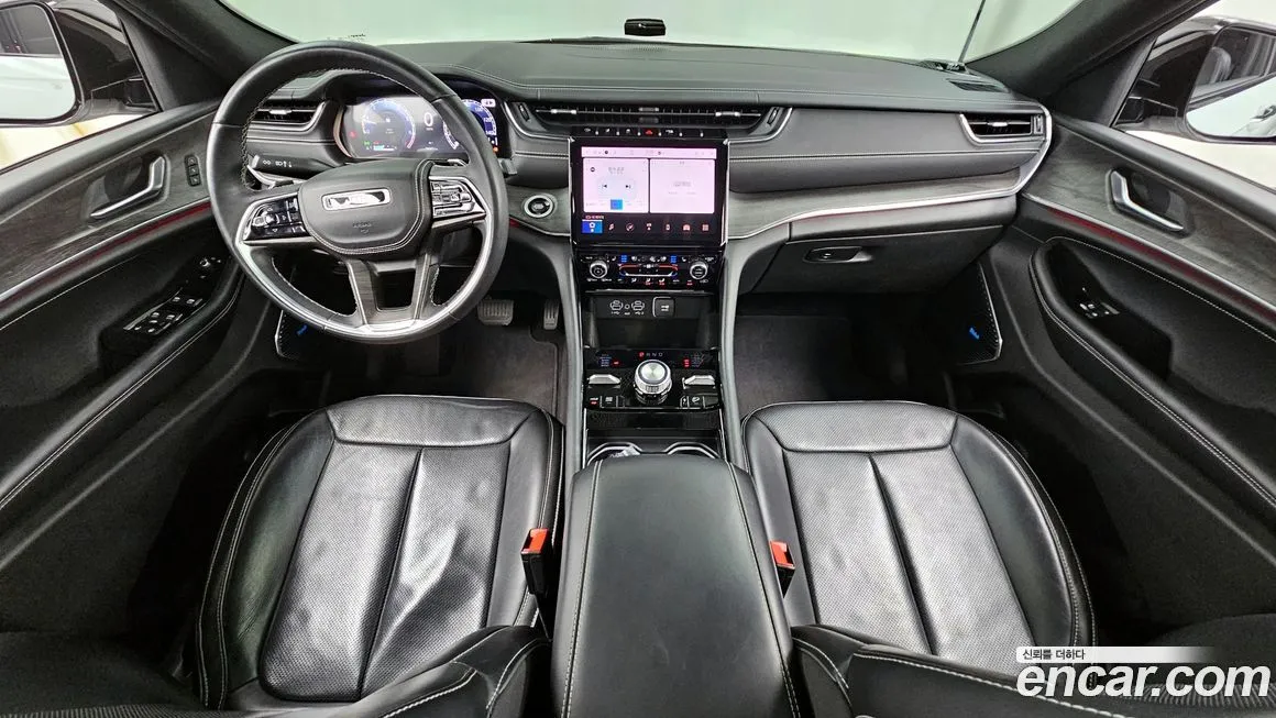 Jeep Cherokee — фото 7