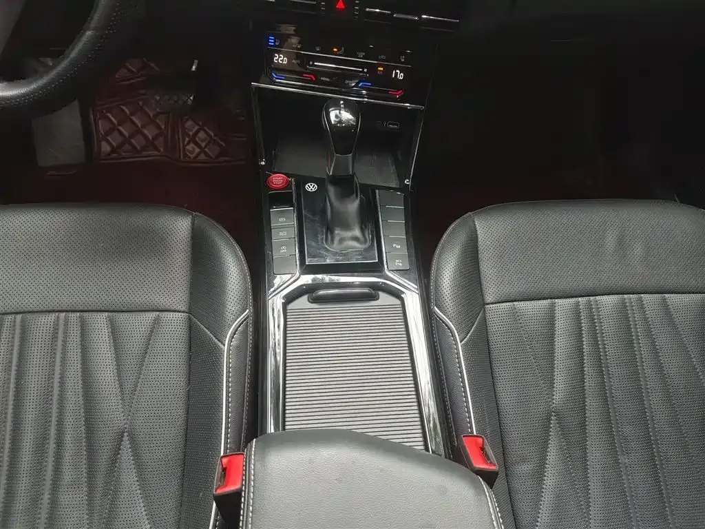 Volkswagen Passat — фото 2