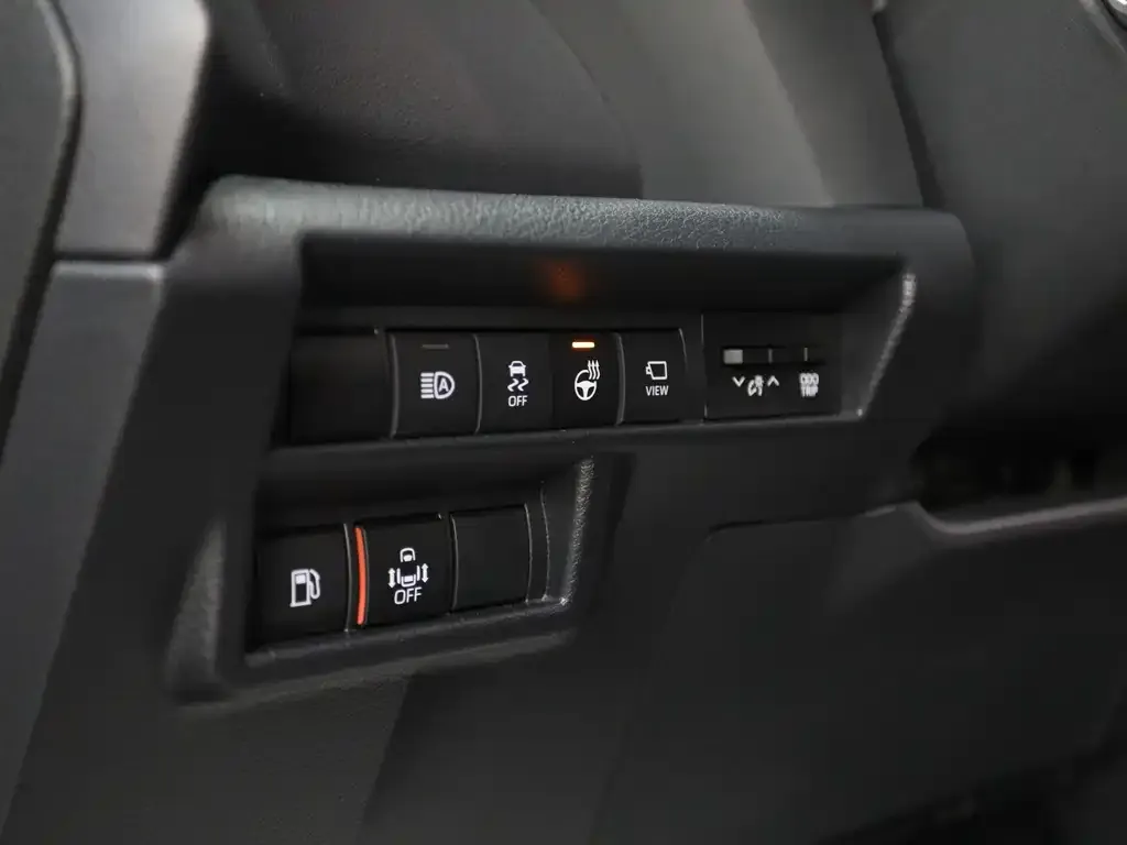 Toyota Granvia — фото 8
