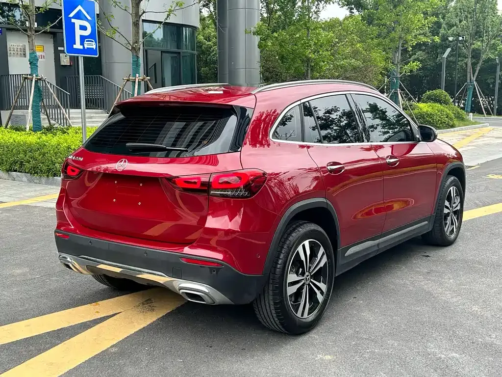 Mercedes-Benz GLA — фото 4