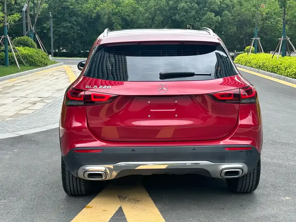Mercedes-Benz GLA — фото 5