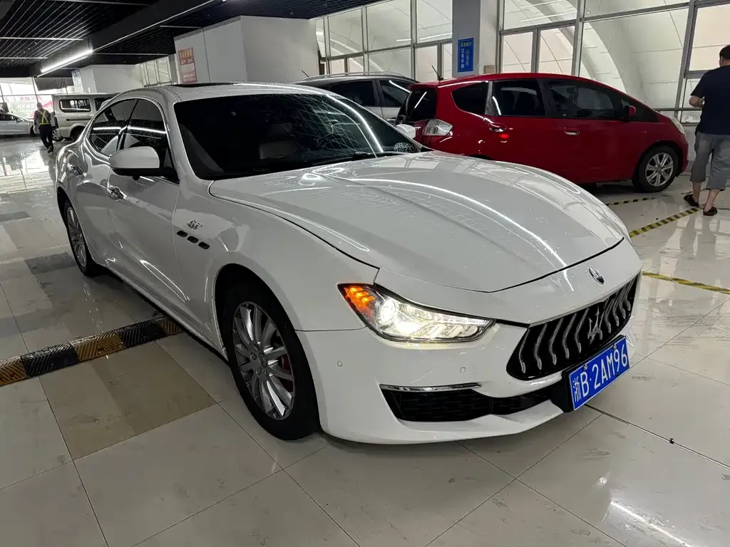 Maserati Ghibli — фото 3