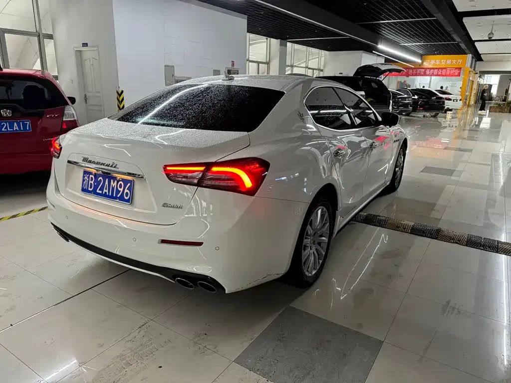 Maserati Ghibli — фото 5