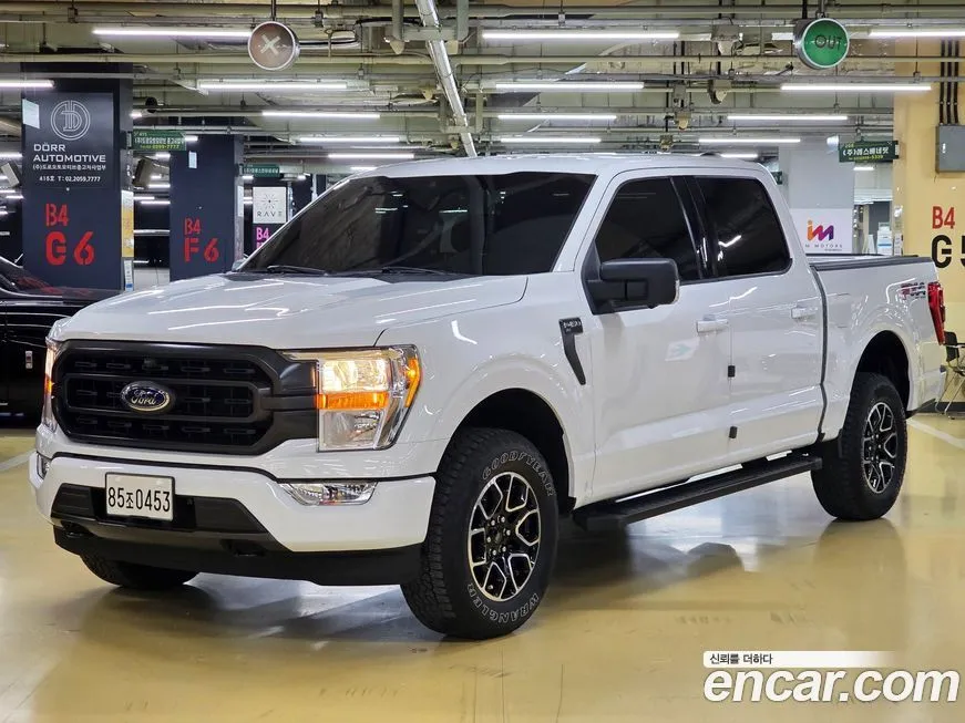 Ford F150 — фото 1