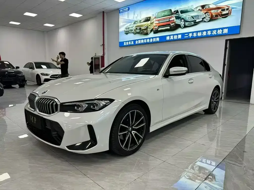 BMW 3 Series — фото 1