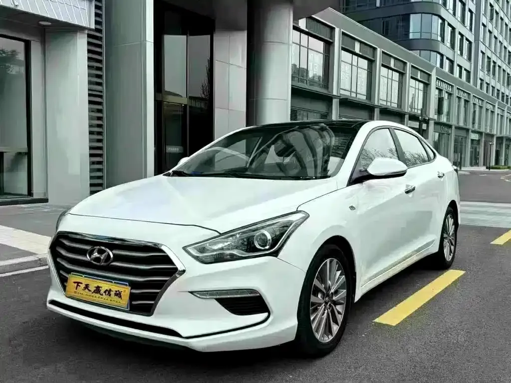 Hyundai Mistra — фото 1