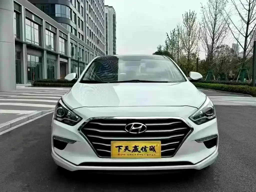 Hyundai Mistra — фото 2