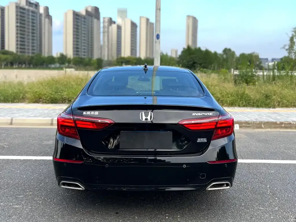 Honda Inspire — фото 8