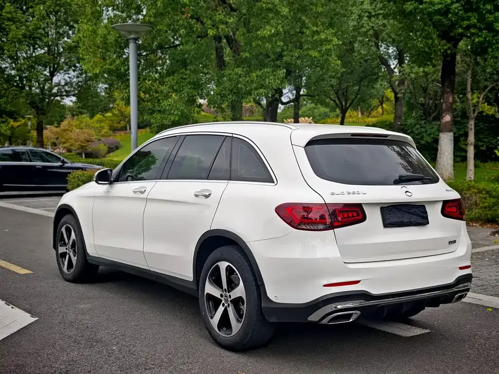 Mercedes-Benz GLC — фото 10