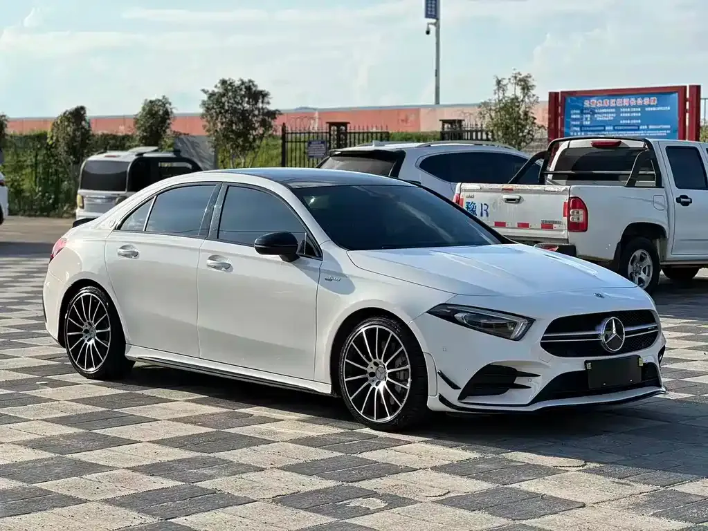 Mercedes-Benz A-Class AMG — фото 3