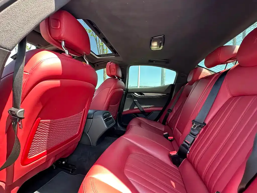 Maserati Ghibli — фото 4