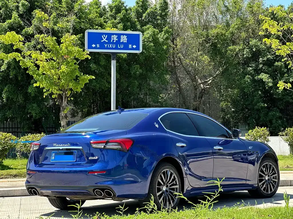 Maserati Ghibli — фото 8