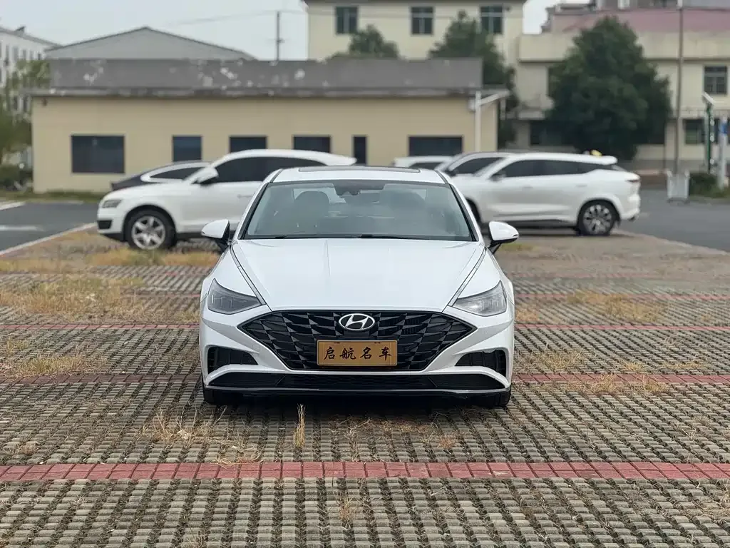 Hyundai Sonata — фото 2