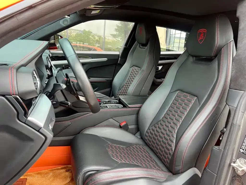 Lamborghini Urus — фото 4