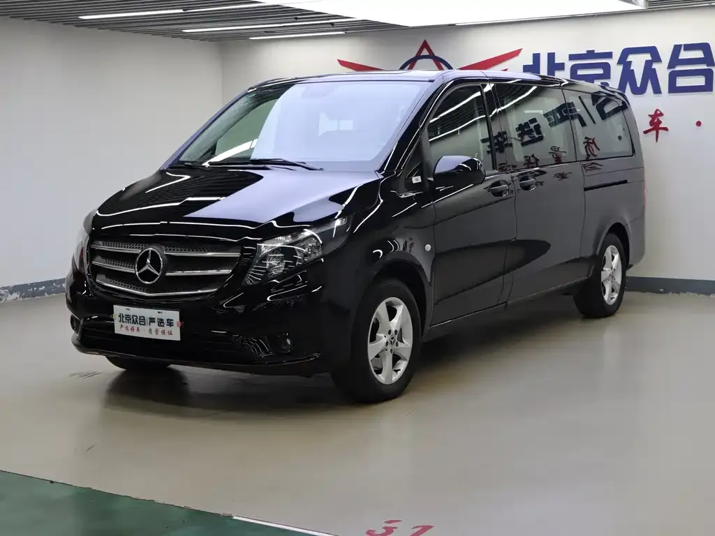 Mercedes-Benz Vito — фото 1