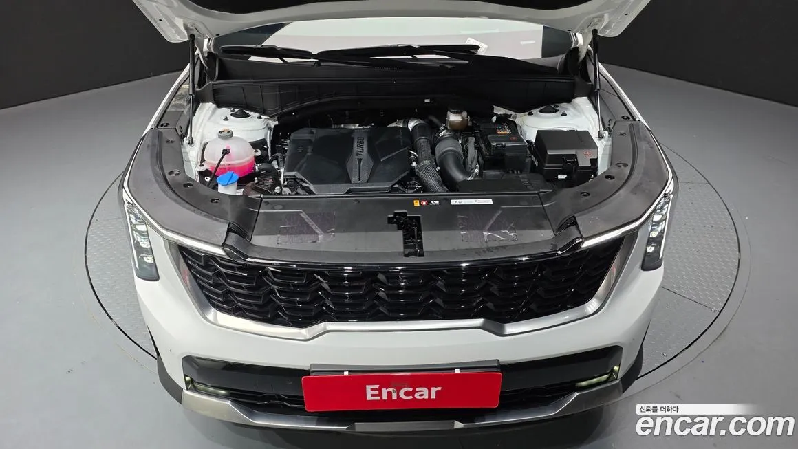 Kia Sorento — фото 6
