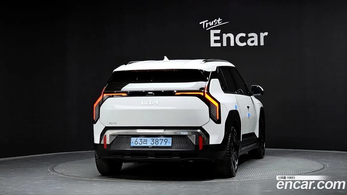 Kia EV3 — фото 4