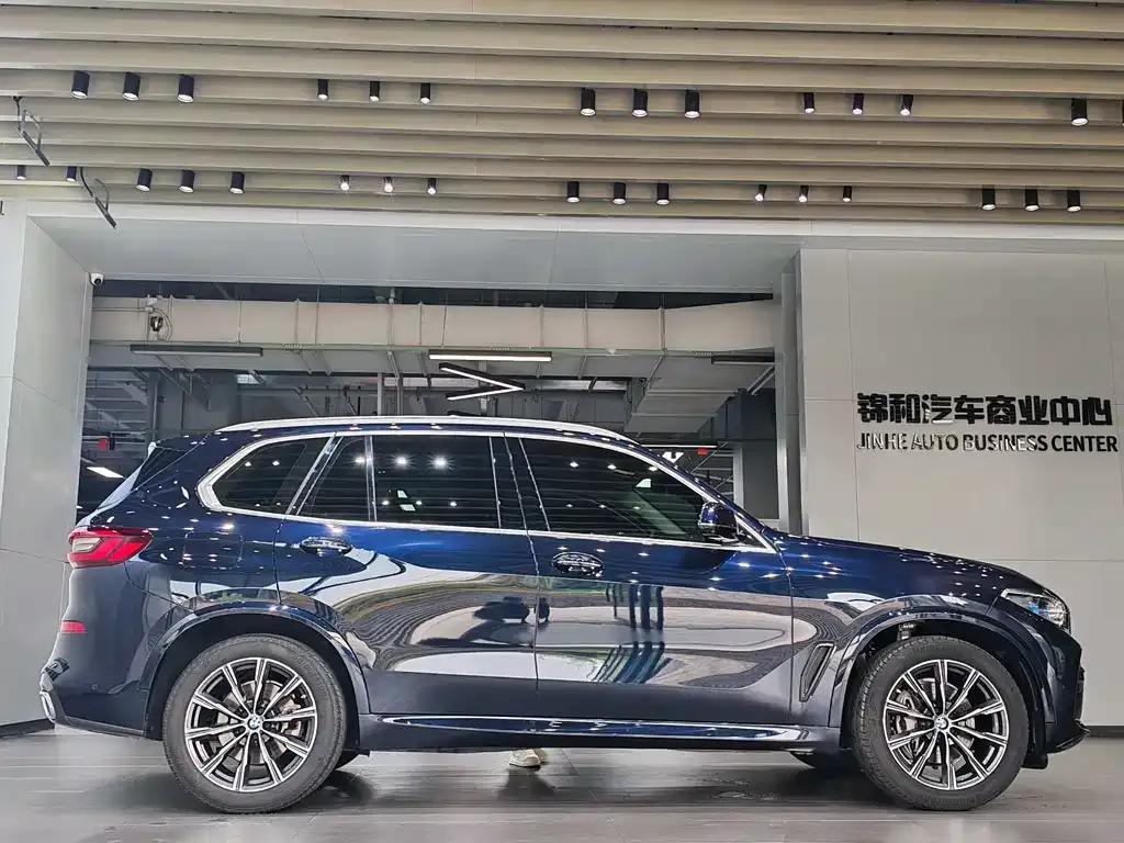 BMW X5 (Import) — фото 6