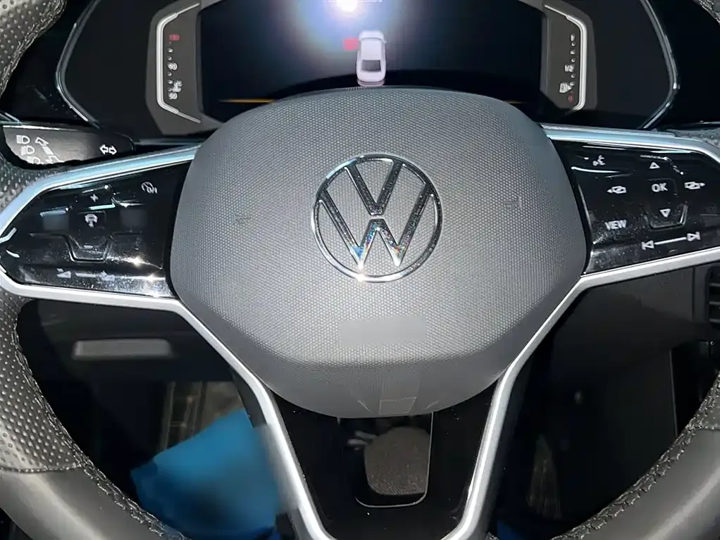 Volkswagen Passat — фото 3