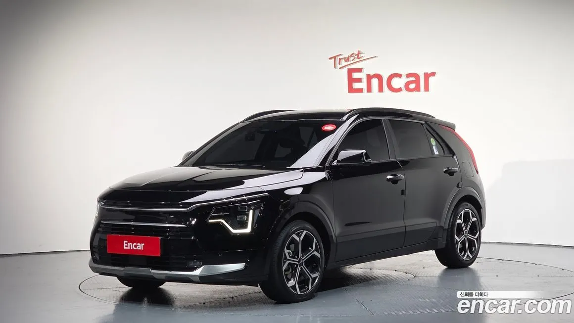 Kia Niro — фото 1