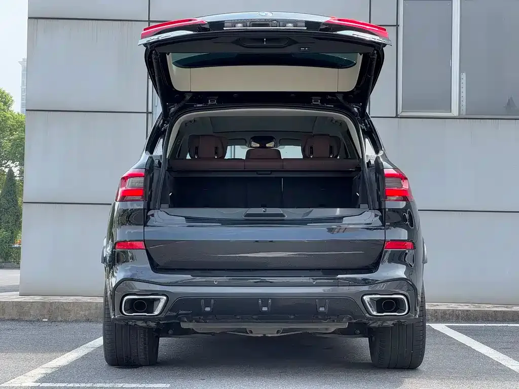 BMW X5 (Import) — фото 6