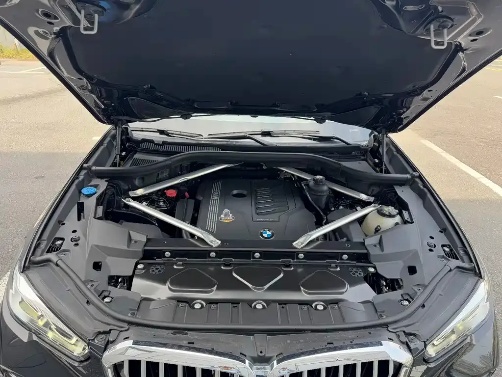 BMW X5 (Import) — фото 9