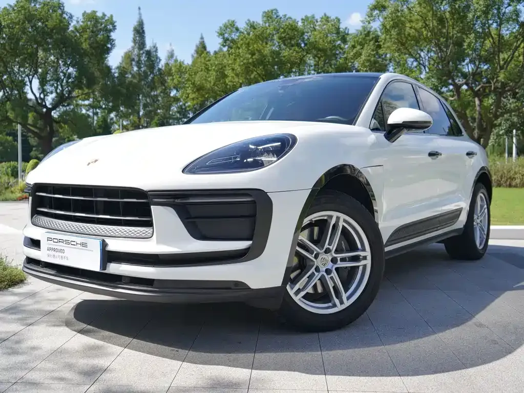Porsche Macan — фото 1