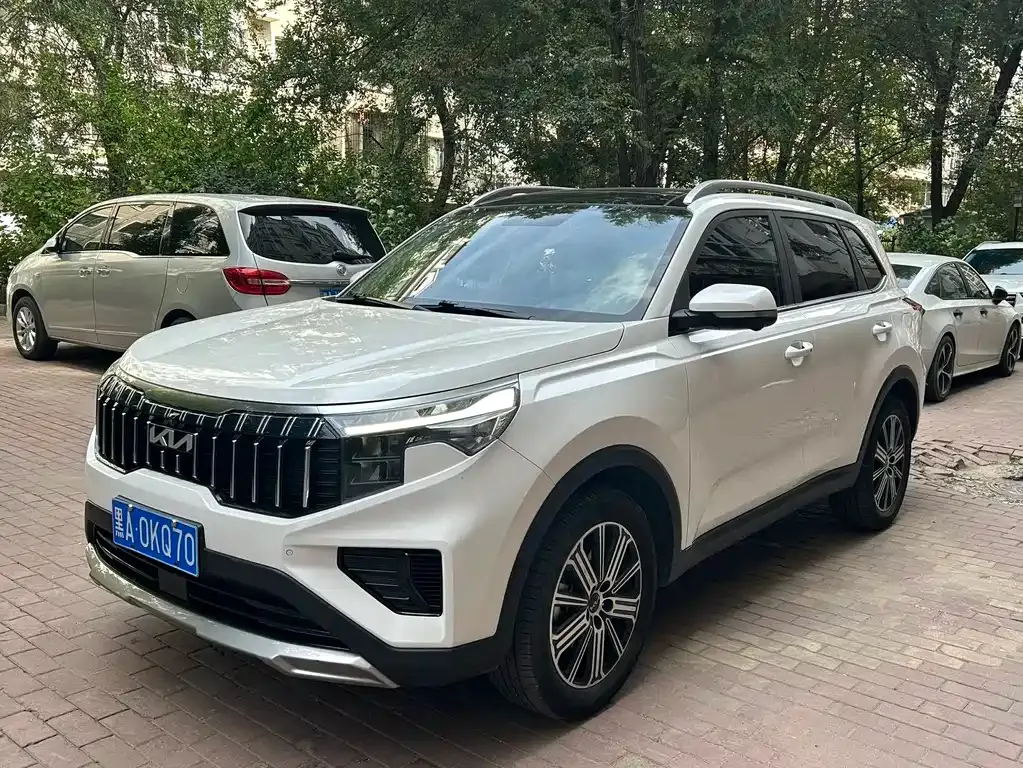 Kia Sportage — фото 1