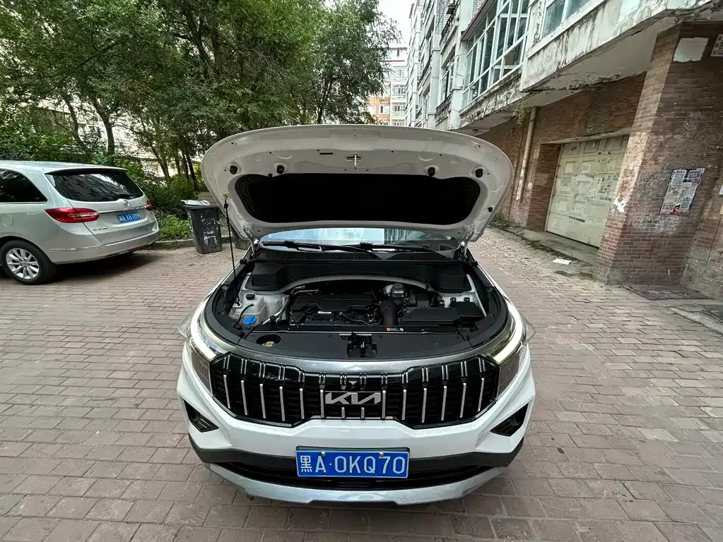 Kia Sportage — фото 6