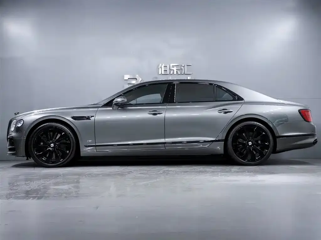 Bentley Flying Spur — фото 4
