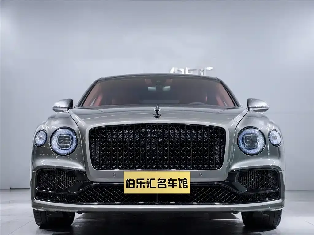 Bentley Flying Spur — фото 5