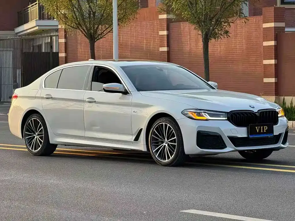 BMW 5 Series — фото 3