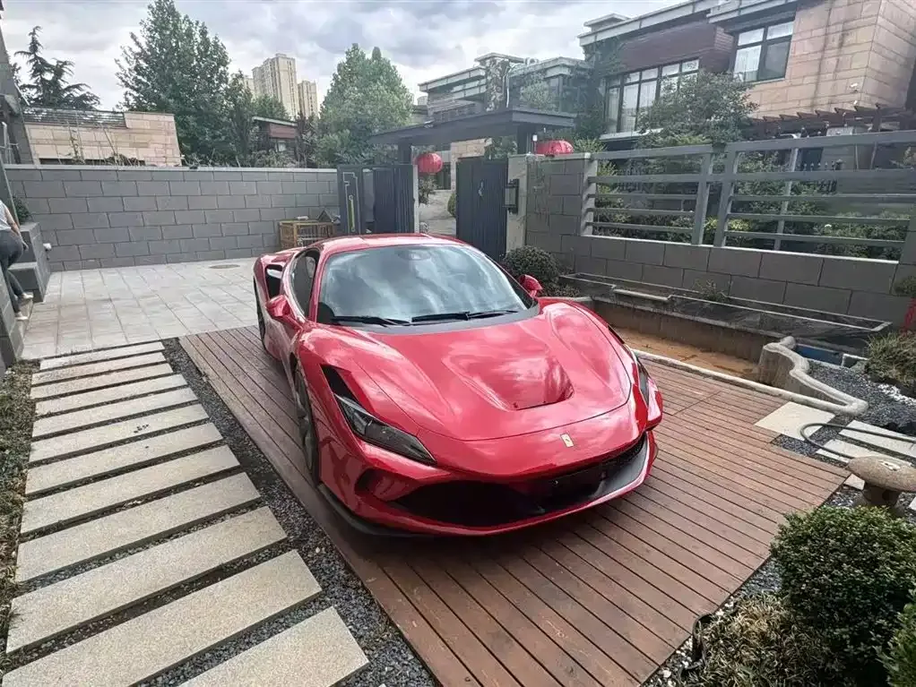 Ferrari F8 — фото 3