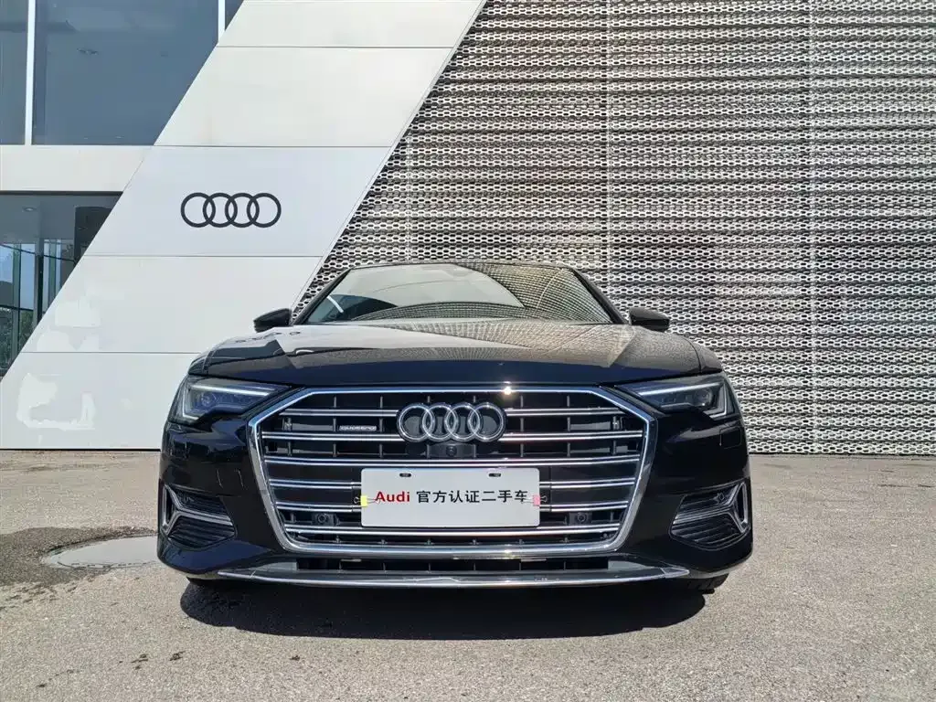 Audi A6L — фото 2