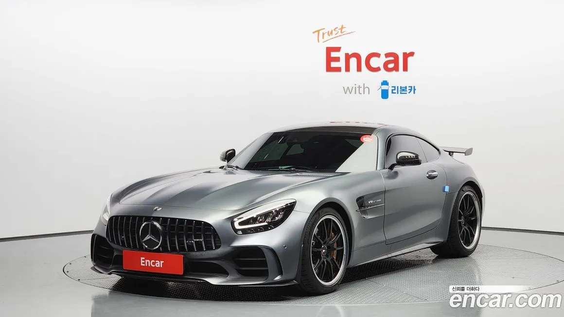Mercedes-Benz AMG GT — фото 1