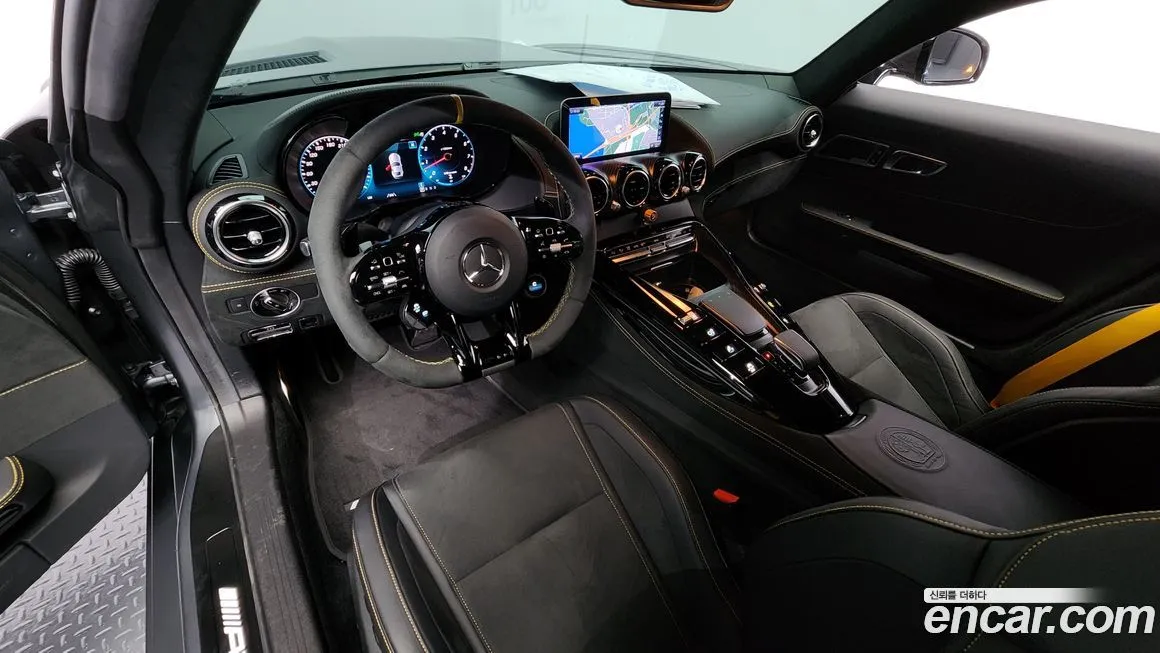 Mercedes-Benz AMG GT — фото 7