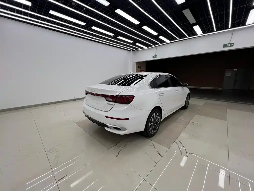 Kia K3 — фото 4