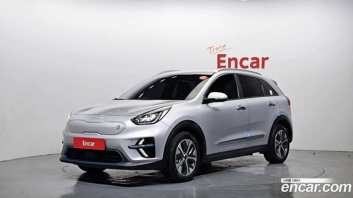 Kia Niro — фото 1