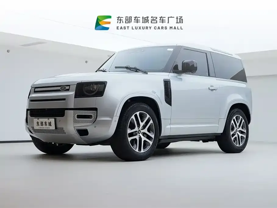 Land Rover Defender — фото 1